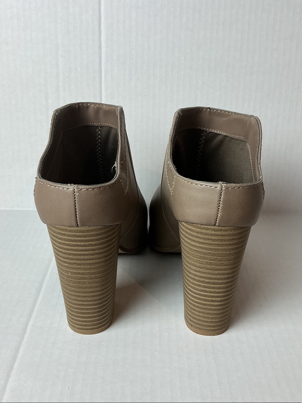 DV by Dolce Vita Taupe Open-Toe Block Heel Booties - Picture 4 of 7